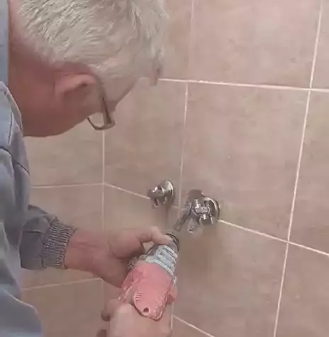 Dežurni vodoinstalater