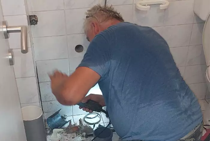 HitneIntervencije_Vodoinstalater